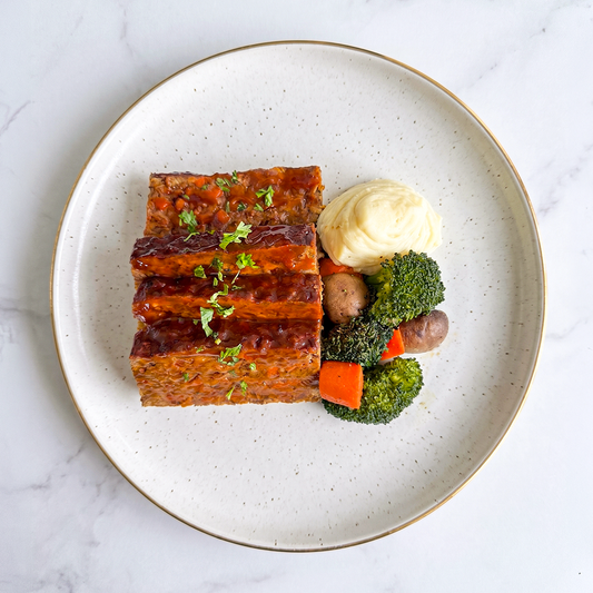 Beef Meatloaf with Broccoli, Mushrooms and Mashed Potatoes