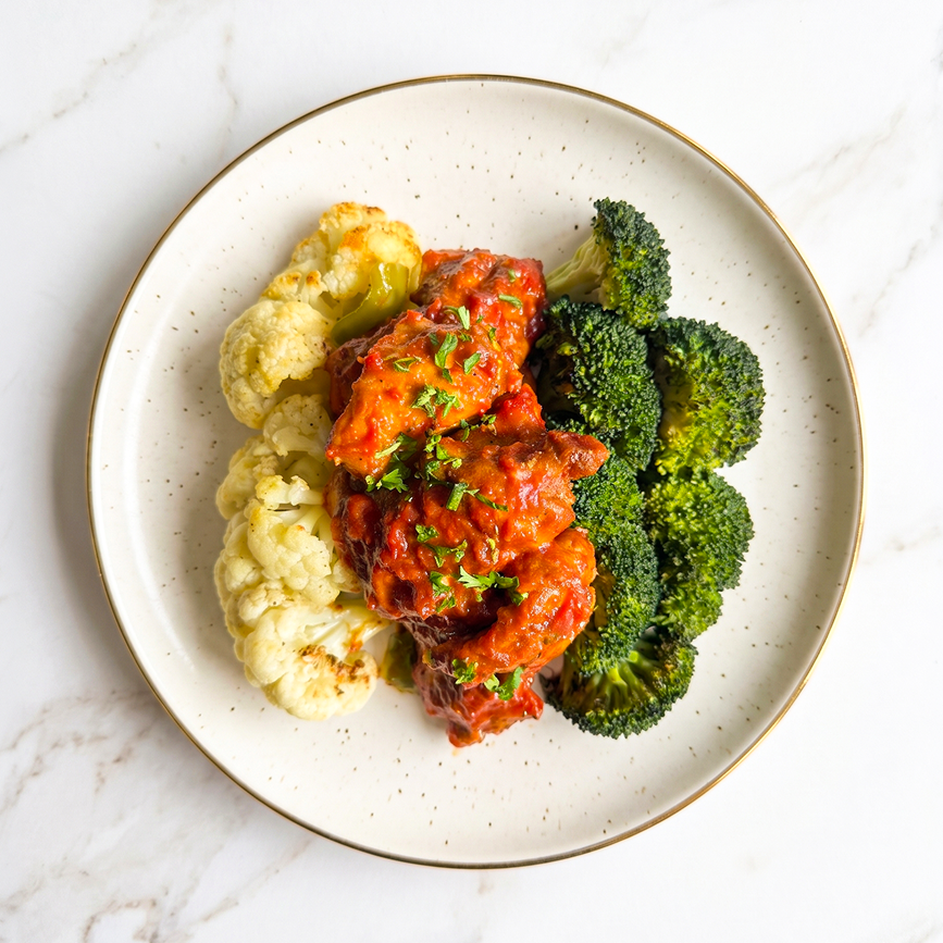Harissa Chicken with Green Capsicums, Cauliflower, Carrots and Roasted Broccoli